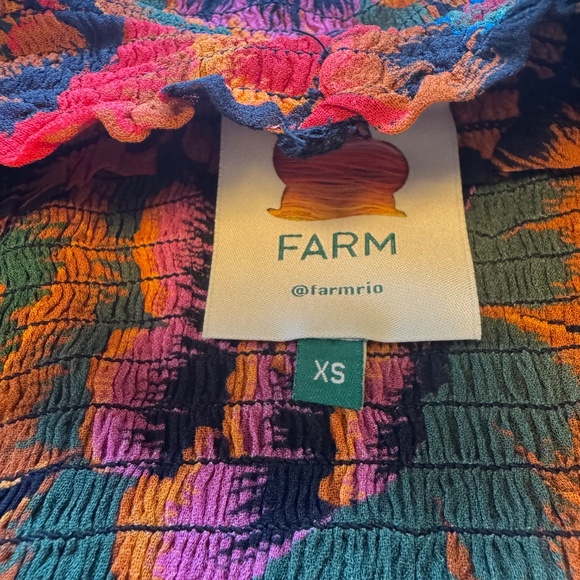 Farm Rio turtleneck floral blouse - Picture 4 of 9